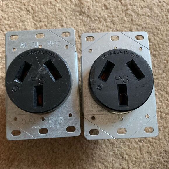 2 Used 50A 125/250V Flush Range Outlets - Picture 1 of 5